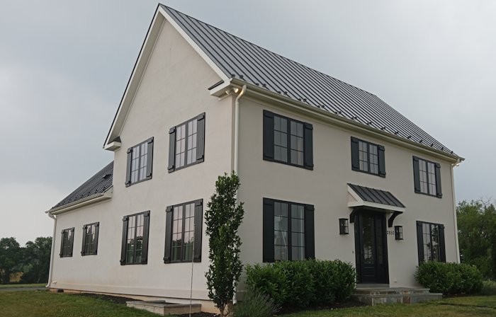 Fake durock stucco on Crittens Run Lane in Delaplane,
                        Virginia