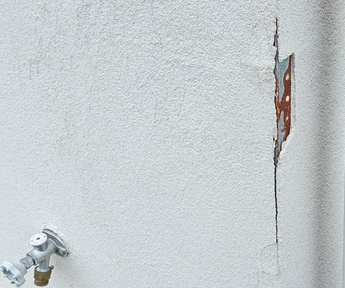 Interior drywall mud used on fake stucco house in Virginia