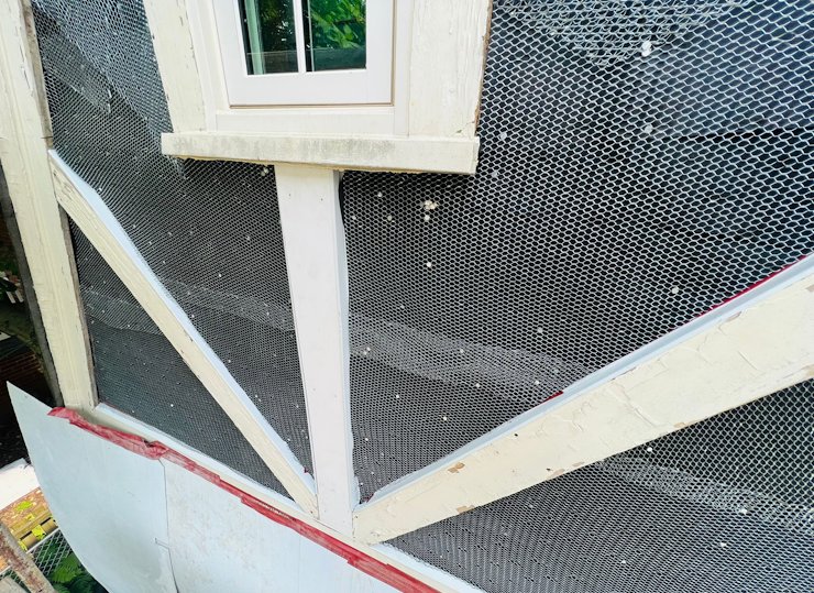 streaking from the cracks showing water