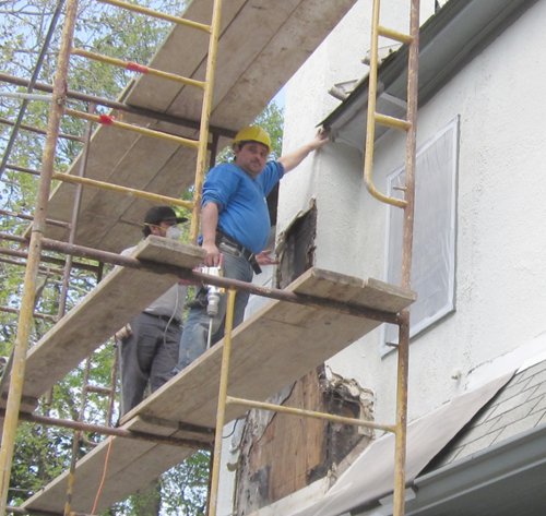 Rotten stucco chimney
                            in Chevy Chase