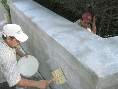 Counter flashing for aluminum roofs