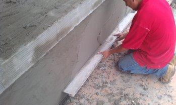 Block parapet wall